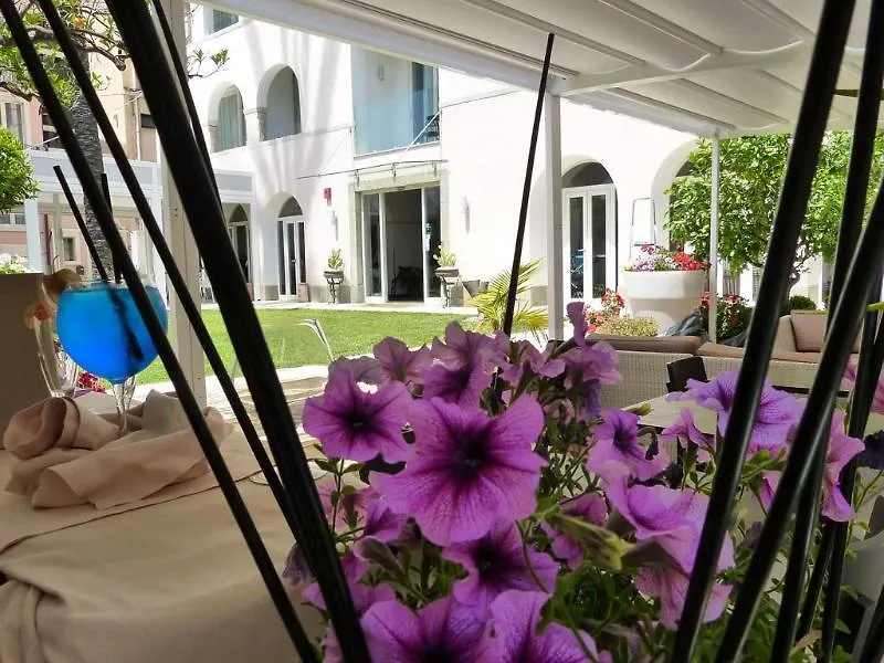 Hotel Il Piccolo Giardino Gh ***Superior Taormina 3*,  Italien